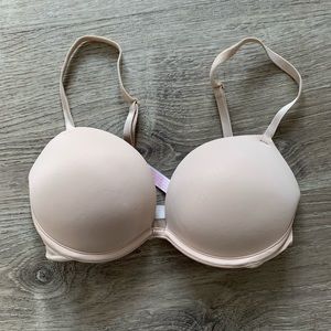 Victoria’s Secret Wear Everywhere Push Up Bra